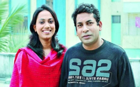 কলকাতায় মোশাররফ করিম ও তার স্ত্রীকে হেনস্তা!